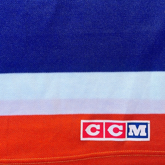 New York Islanders 1984-95 CCM Away Jersey - Picture 4 of 5